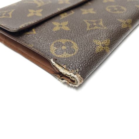 louis vuitton clarence wallet|louis vuitton used wallet price.